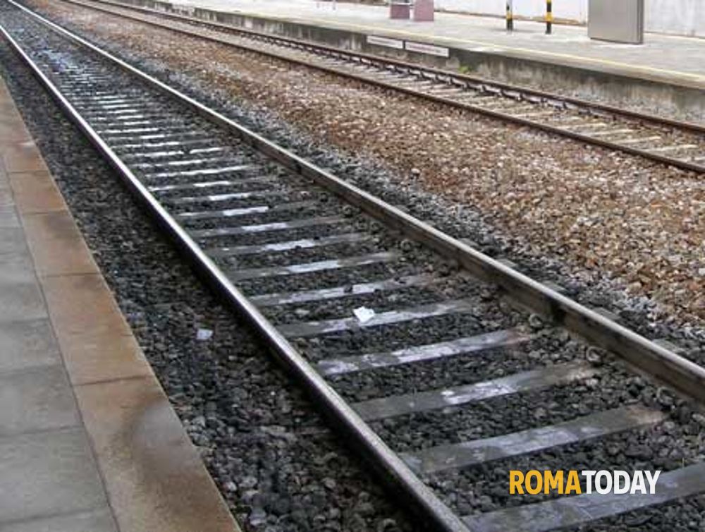 Un uomo è morto investito dal treno