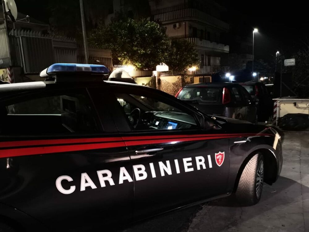 "Correte c'è una rissa": botte da orbi al Salario