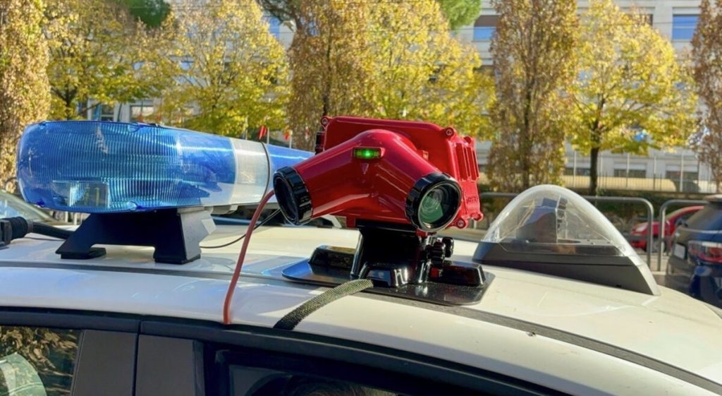Cerbero fa le multe a Roma, telecamere mobili e intelligenza artificiale a supporto della polizia locale