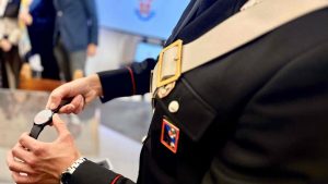 Il Mobile angel, l'orologio anti aggressione entra in funzione a Roma