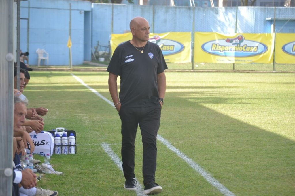 La Cynthialbalonga prova a ripartire dopo l'Olbia, mister Ferazzoli: "Siamo tutti in discussione"