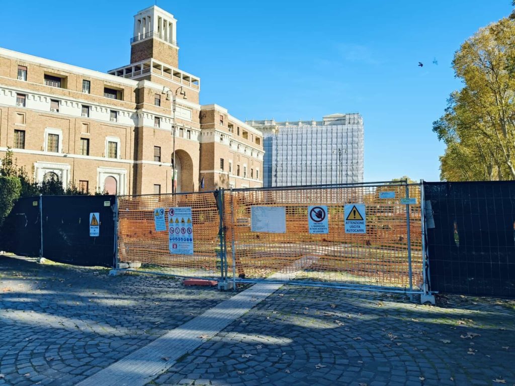 Giubileo, Forza Italia punta l’indice contro Gualtieri: "Troppe opere in ritardo"