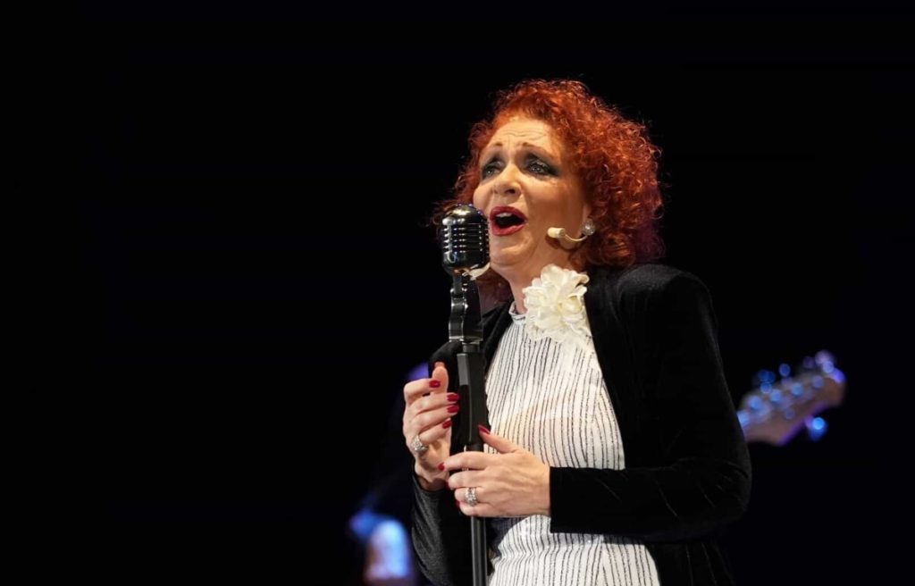Contaminando al Teatro Ghione