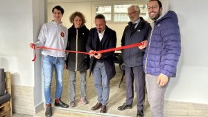 Vigna Clara, inaugurato il nuovo centro di aggregazione giovanile nell'ex casetta abbandonata