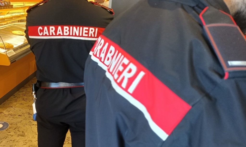 Il titolare del ristorante che non rispetta le norme sul lavoro: multa da 21mila euro. Attività sospesa