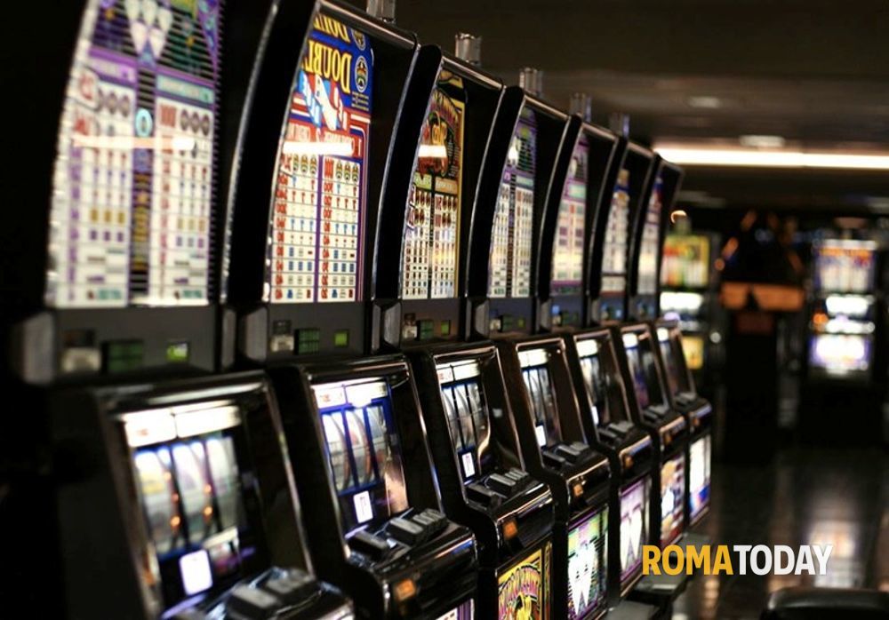 Roma Capitale del gioco d'azzardo. Nel primo semestre del 2024 bruciati oltre 4 miliardi di euro