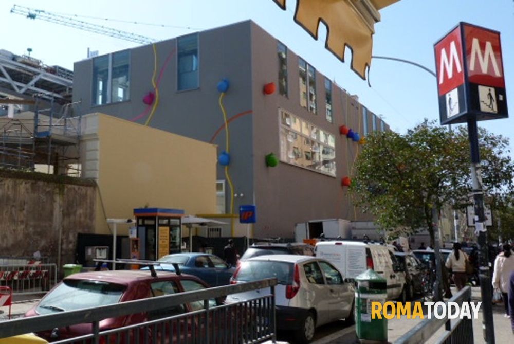 Riapre la stazione della metro A Furio Camillo dopo i lavori sulle scale mobili