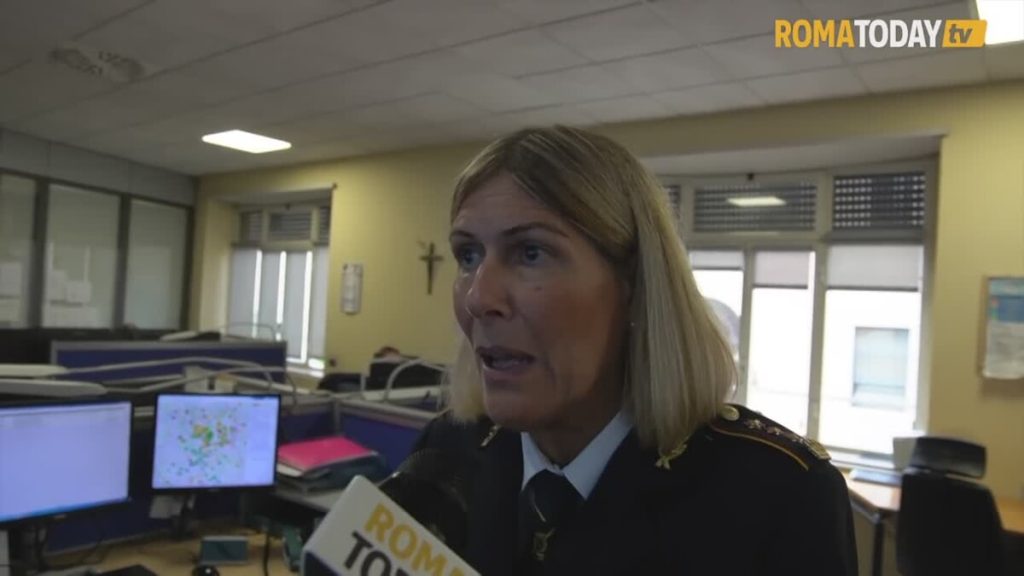 Dentro la "Lupa", la sala operativa della polizia locale di Roma Capitale
