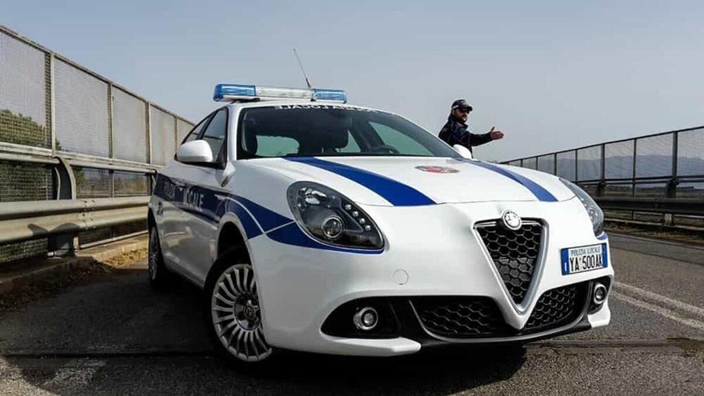 Investito da un'auto, morto un ciclista