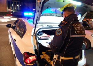 Incidente ai Parioli: donna investita da auto, grave 62enne