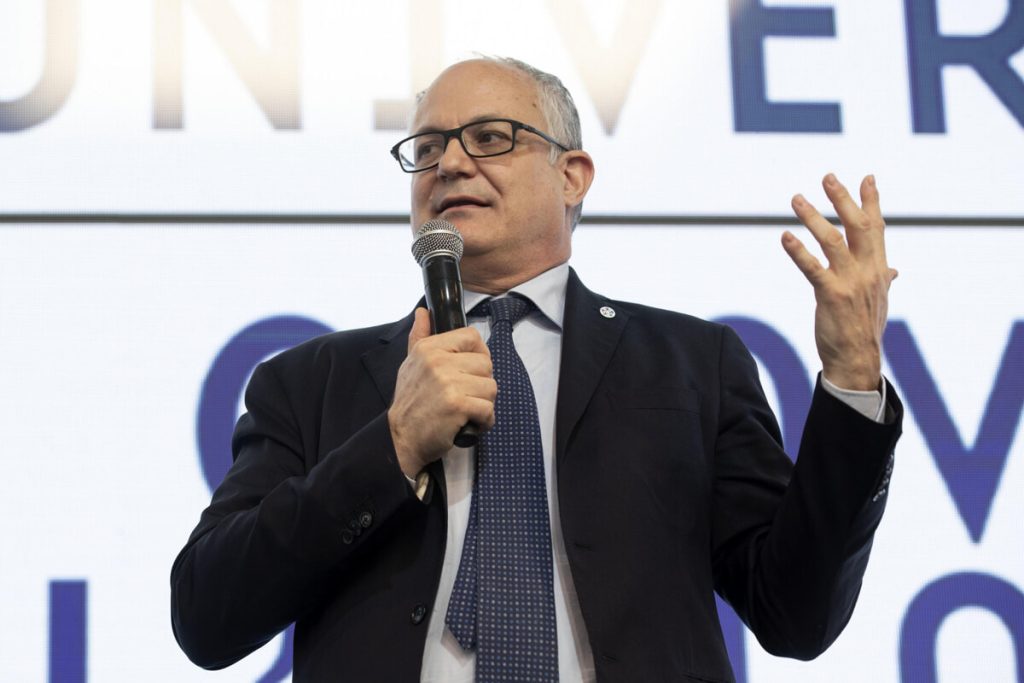 Verso una Roma sostenibile e inclusiva: Gualtieri vola al congresso sulle smart city di Barcellona