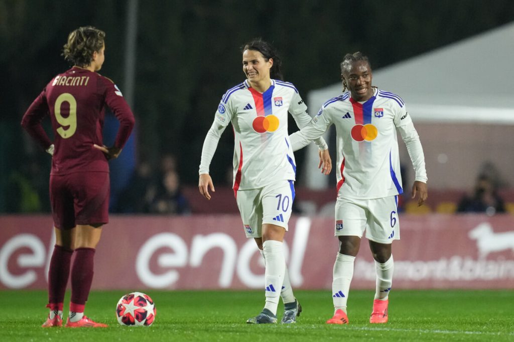 Roma Femminile-Lione 0-3: Al Tre Fontana è dominio francese, Dumornay segna da centrocampo