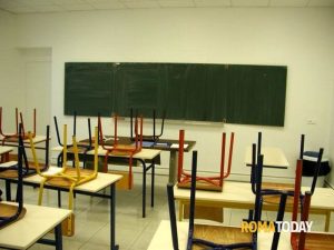 Sciopero a Roma, non solo trasporti: a rischio servizi per nidi e scuole. Due cortei in città, bus deviati