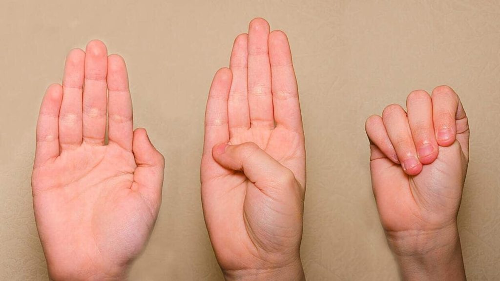 Violenza sessuale a Termini: donna fa il "Signal for help" e fa arrestare un uomo