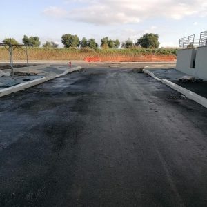 Dopo le denunce dei proprietari il Comune va a Tor Vergata 2. E il cantiere riparte