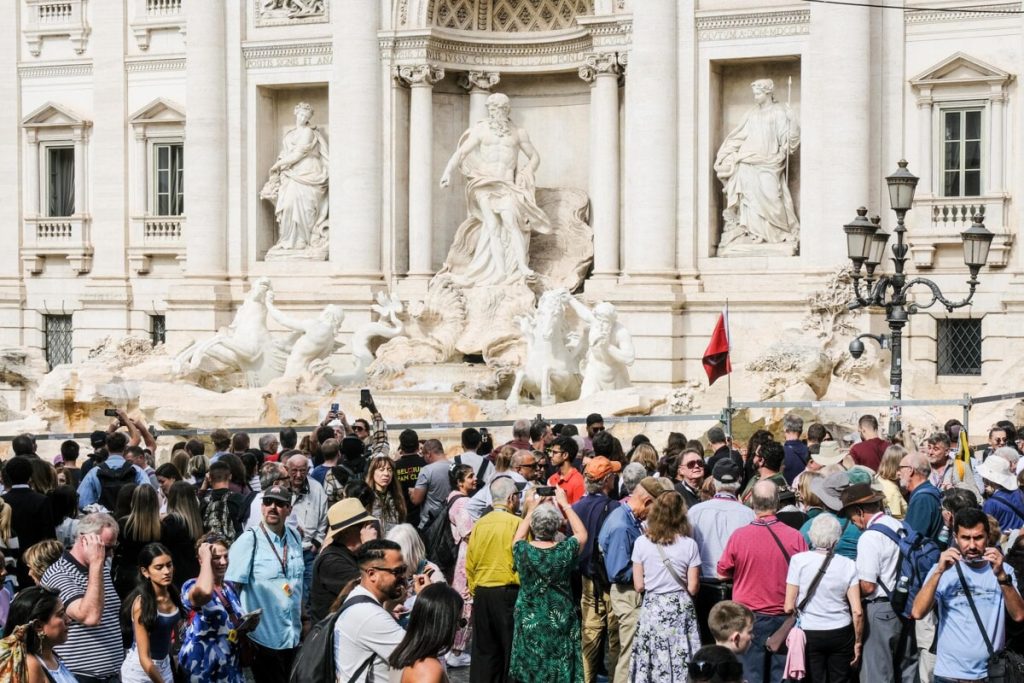 Giubileo, Gualtieri è ottimista: "Avremo mille nuovi taxi e Roma sarà più pulita"