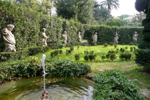 Villa Sciarra, a bando il restyling della “Casa del Vignarolo”: dovrà ospitare ludoteca e spazi co-working