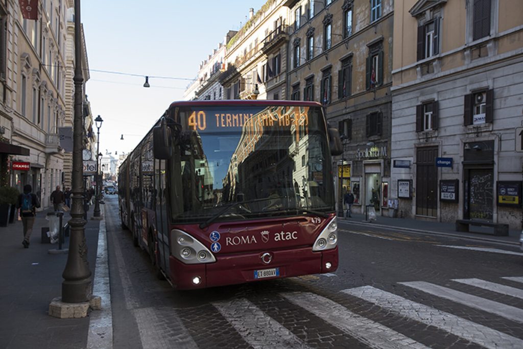 Capodanno e 1 gennaio a Roma: come spostarsi con bus, metro e tram