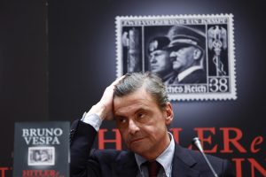 La risalita di Calenda a Roma. Dopo gli addii, un nuovo "acquisto" in Campidoglio
