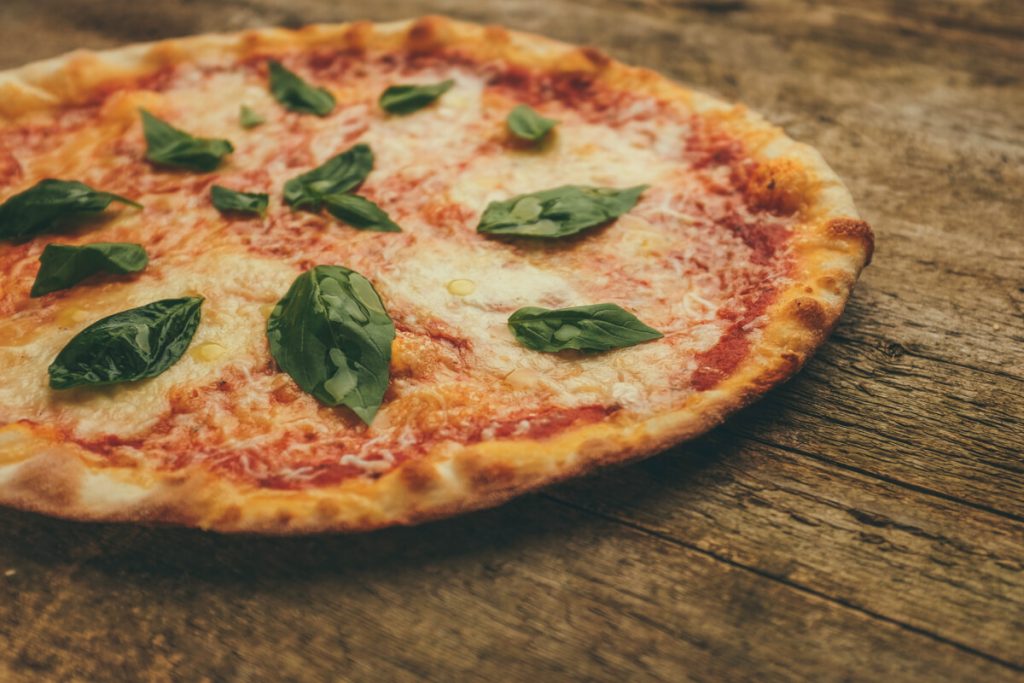 Il concorso “A Roma ci Piace”: parola al pubblico per la pizzeria del cuore e alla giuria tecnica per le top 5!