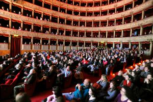 Tutti a Teatro con la Card Abbonatale: il regalo di Natale perfetto, ad un piccolo prezzo