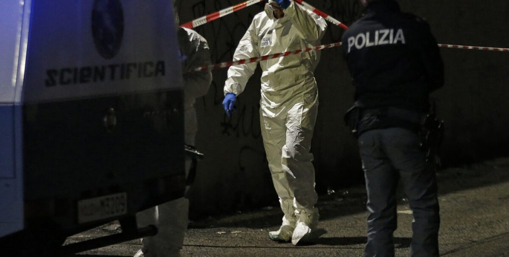 Bambino di 12 anni morto a Roma, la caduta dal decimo piano e il dramma. La polizia indaga