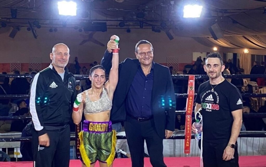 Boxe, Giordana Sorrentino trionfa: successo al campionato italiano