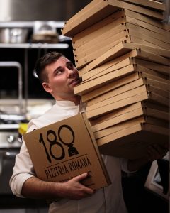 180 grammi, la pizza romana di Jacopo Mercuro: "Siamo grati alla periferia. Restiamo una pizzeria per tutti"