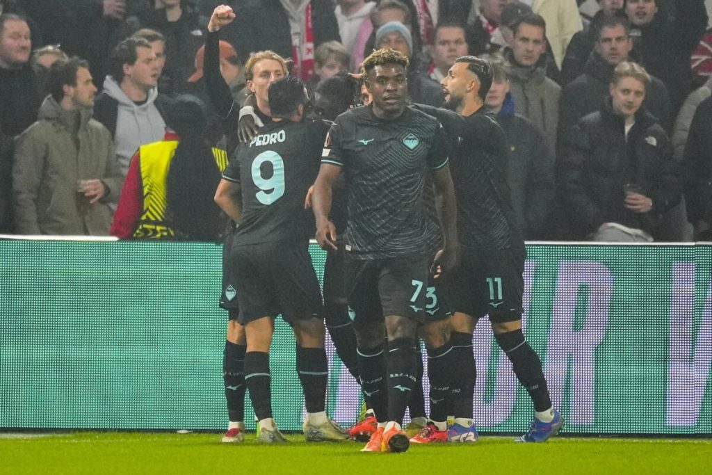 Ajax-Lazio 1-3: Baroni vince e vola agli ottavi di Europa League