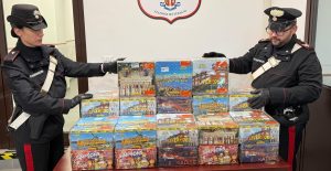 Scoperta esplosiva: trovato con 28 batterie di fuochi d'artificio