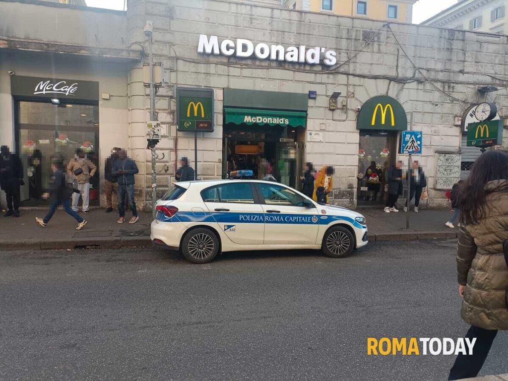 Perché il McDonald's chiuso per rapine, aggressioni e risse è stato riaperto in tempi record