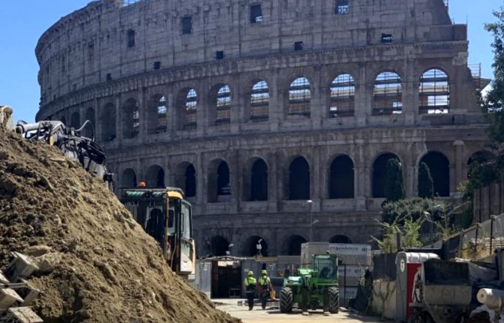 Metro C, si riducono i cantieri su via dei Fori Imperiali. Quasi finita la "stazione museo"