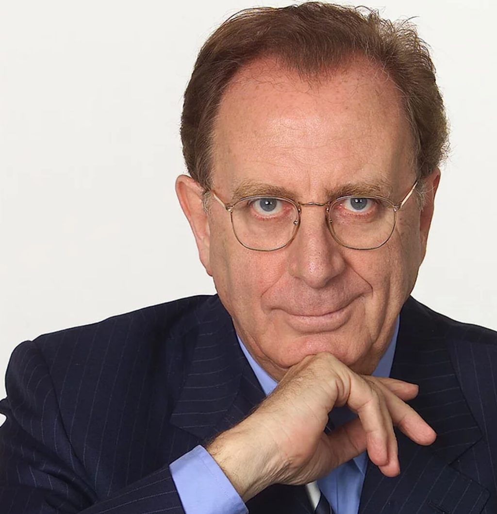 Michele Mirabella in "E' intelligente ma non si applica"