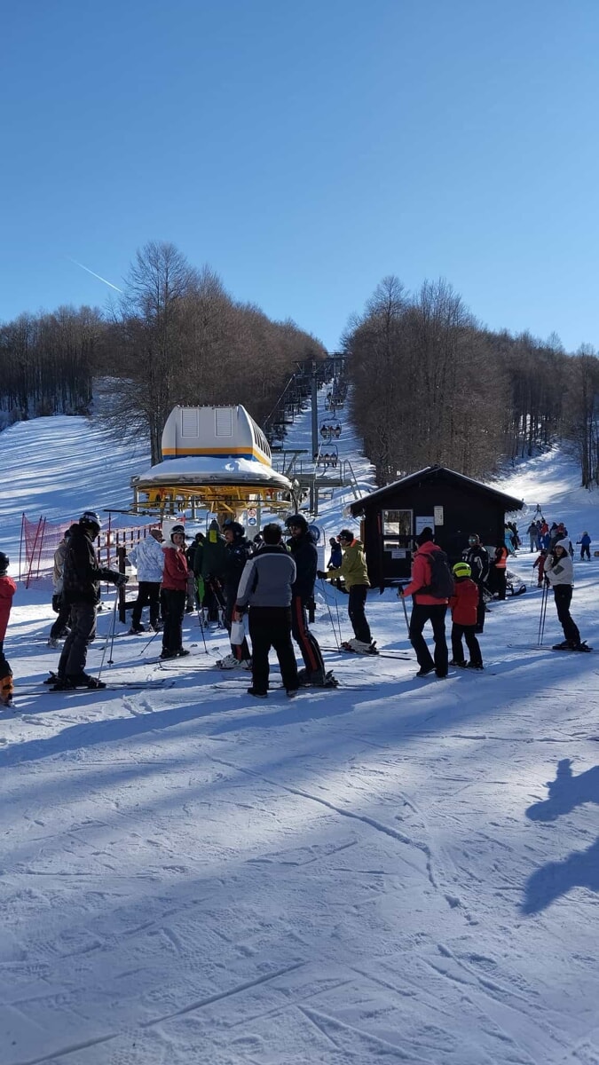 Neve nel Lazio, impianti aperti non solo al Terminillo: si scia in tutte le montagne intorno alla Capitale