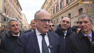 La nuova via Ottaviano è realtà. L'inaugurazione del sindaco Gualtieri