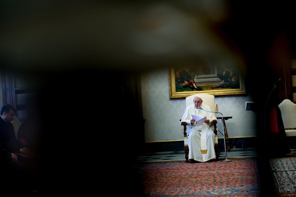 La sconfitta del Papa solo al comando