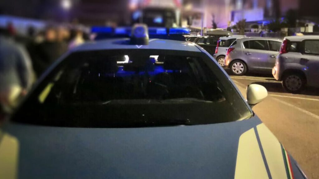Rapine, aggressioni, risse. McDonald's in zona Termini chiuso per 10 giorni