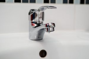 "Dall'Appio al Pigneto, almeno 200 palazzi sono ancora senz'acqua": la denuncia dei residenti
