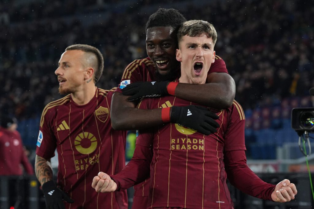 Roma-Lecce 4-1: Saelemaekers primo gol romanista, Hummels non sbaglia niente