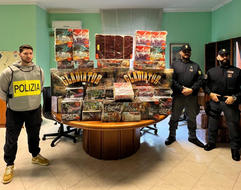 A Roma la polizia ha sequestrato mezzo quintale di botti illegali