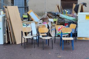 Rifiuti Raee e ingombranti nelle scuole di Roma: al via la rimozione in 500 nidi e materne