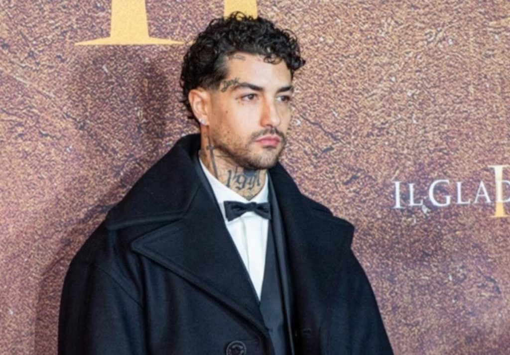 Capodanno a Roma, Tony Effe al Palaeur non sarà solo. Possibile la presenza di Mahmood e Mara Sattei