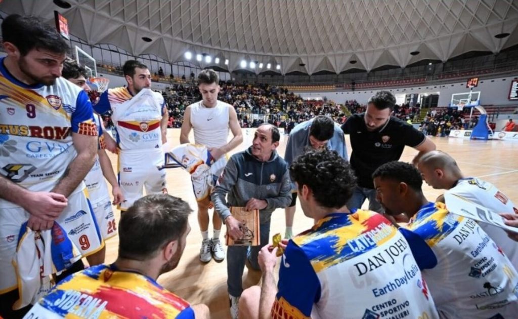 Virtus-Luiss, il derby della Capitale accende il Palazzetto dello Sport