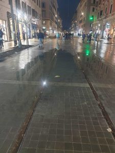 Via Ottaviano, il restyling è all’insegna della “pozzanghera”