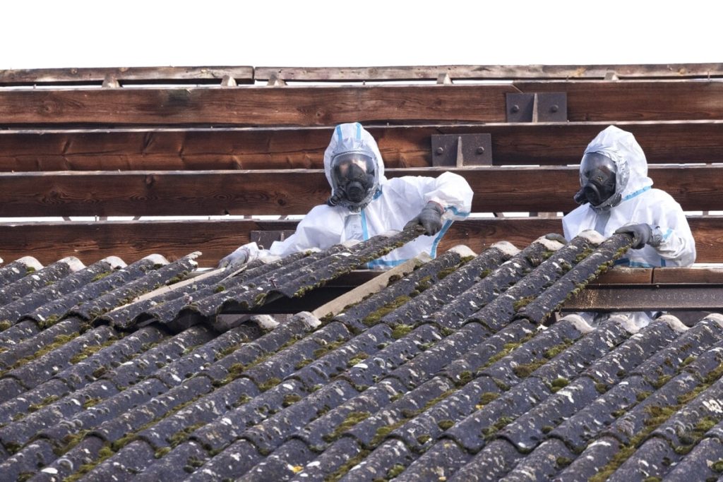 Ospedali, scuole e uffici. L'amianto a Roma è ovunque, la mappa dei 900 siti contaminati
