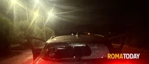 I ladri vanno al cinema: lunotto spaccato e furto in auto. Raid nel parcheggio di Parco de Medici
