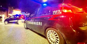 Porta la figlia al pronto soccorso e prende a schiaffi una dottoressa