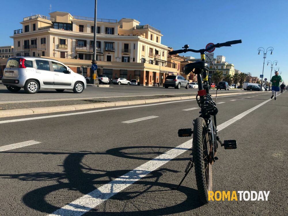 Ostia, al via i lavori sul lungomare: va prolungata la ciclabile