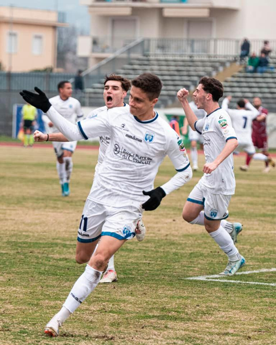Serie D gironi E-F-G, i risultati della diciottesima giornata: il Cassino resta in vetta, pareggia l'Ostiamare