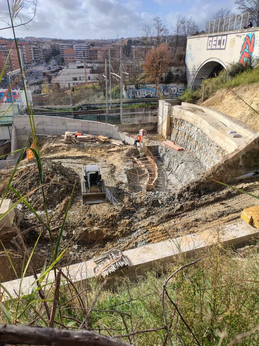 Ciclopedonale Monte Ciocci-San Pietro, la denuncia dei cittadini: "Rovinate il parco"